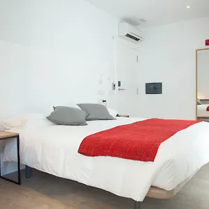 2* Pensión Sarriegi